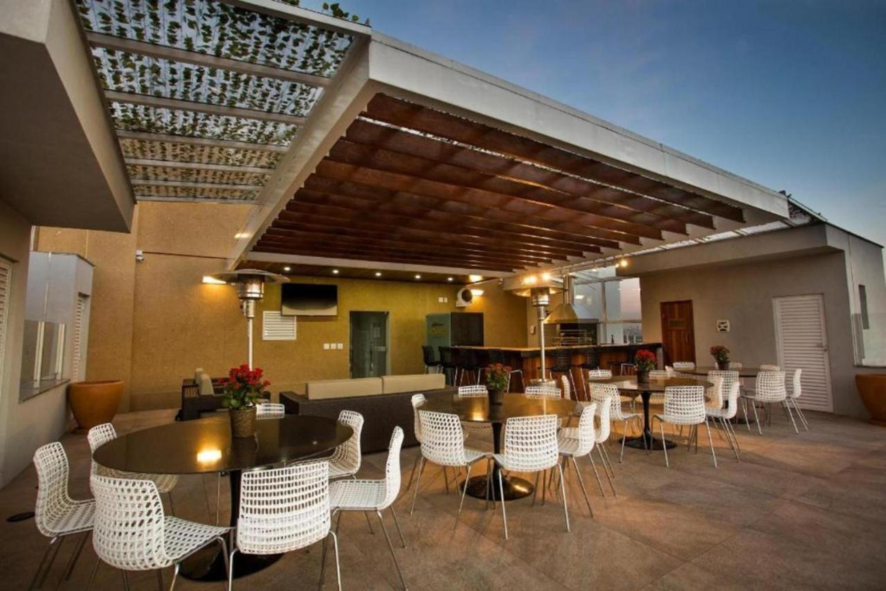 Summit Hotel Monaco Гуарульос Екстериор снимка