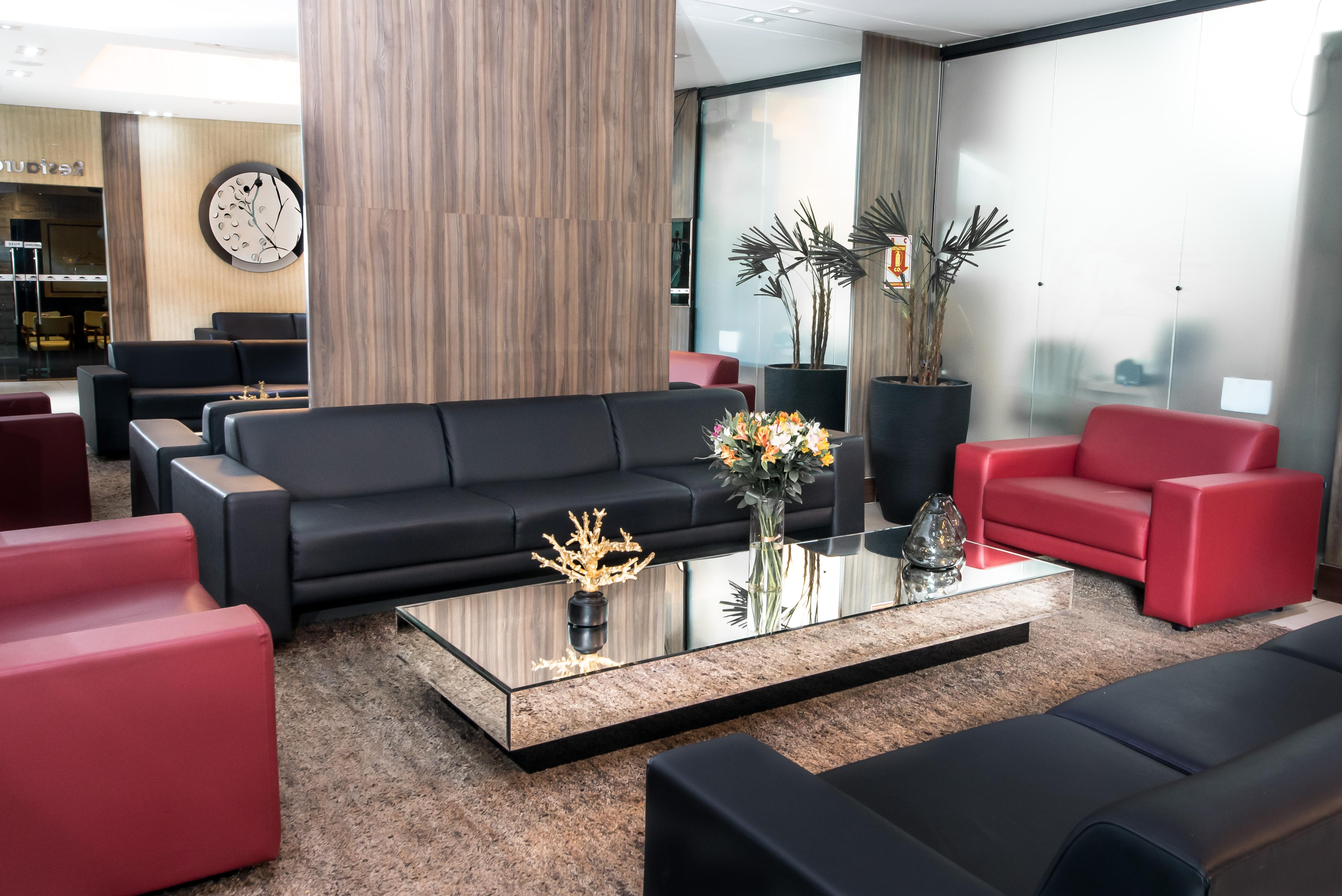 Summit Hotel Monaco Гуарульос Екстериор снимка